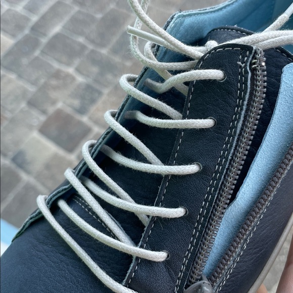 Cloud Aika’s Navy Blue Casual Sneakers 👟 - Picture 2 of 12